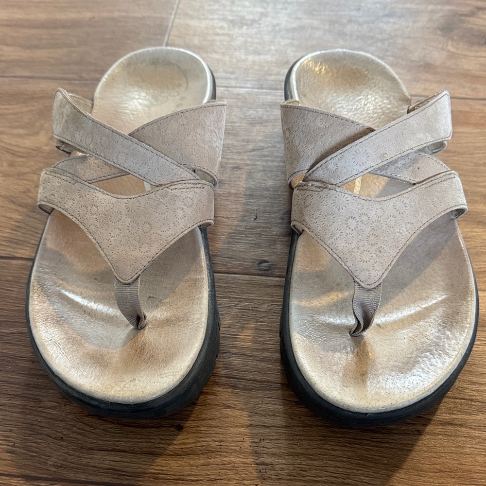 Abeo Taupe Crisscross Thong Sandals
